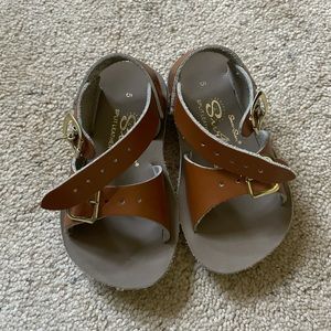 Sun San surfer sandals